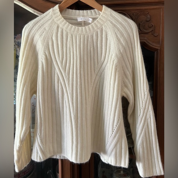 Neiwai Sweaters - NWT Neiwai Ivory Mohair Blend Crewneck Sweater Size 4 $315 MSRP